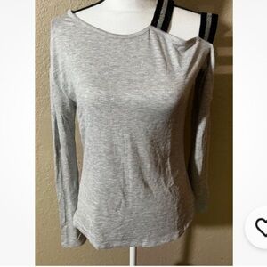 Venus - Gray Off-Shoulder Women's Top - Size XL